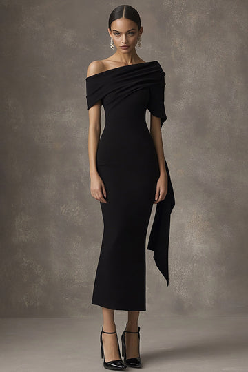 Robe cravate noire froncée à épaules dénudées